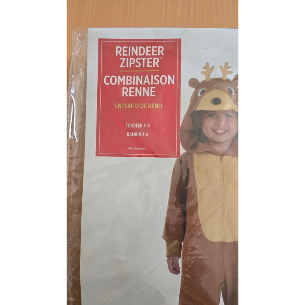 N/A reindeer zipster